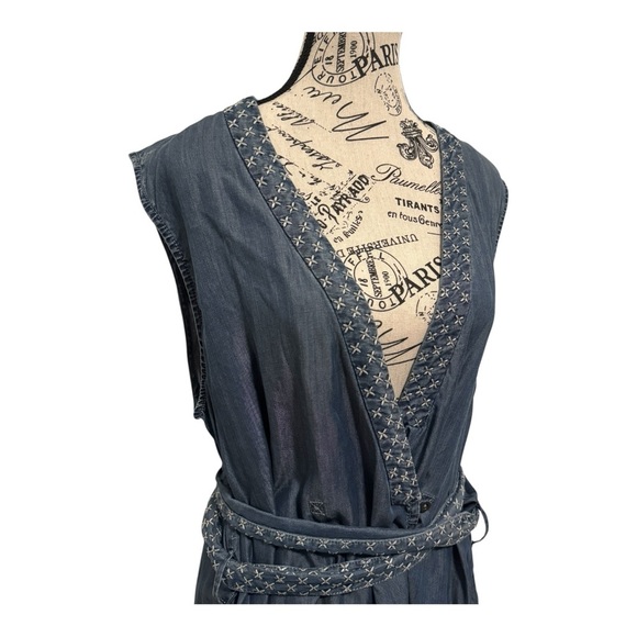 Holding Horses Anthropologie XL Stylish Blue Wrap Tank Top with Belt - Picture 6 of 13